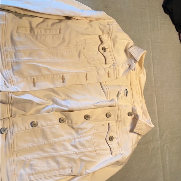 Jean jacket - Picture 2 of 3